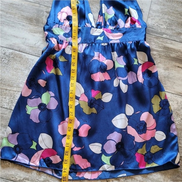 New With Tags Wet Seal Y2K 100% Silk Halter Top - Picture 6 of 8